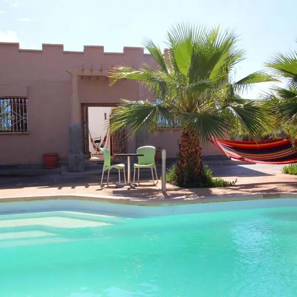 Maison d hôtes Bungalow Villa Hammam Bien-être et Piscine, hotel in Aït Daoud