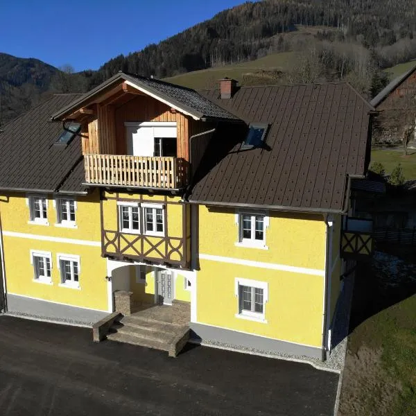 Gästezimmer Gombotz, hotel v destinaci Etmissl