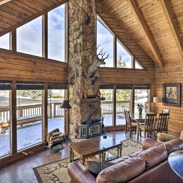 Rustic Village Lake Cabin Escape with Deck and Grill!, hotel v destinaci Pagosa Springs