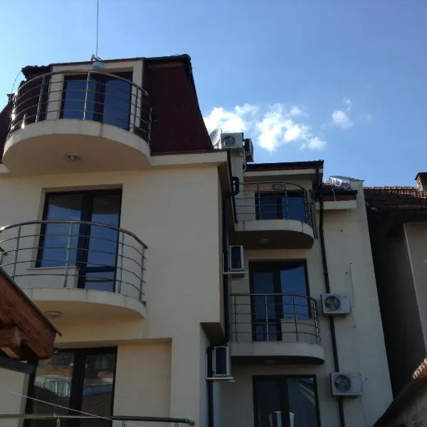Guest House Luchi, hôtel à Varshets