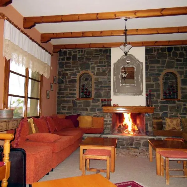 Gorgiani, hotel v destinaci Spercheiada