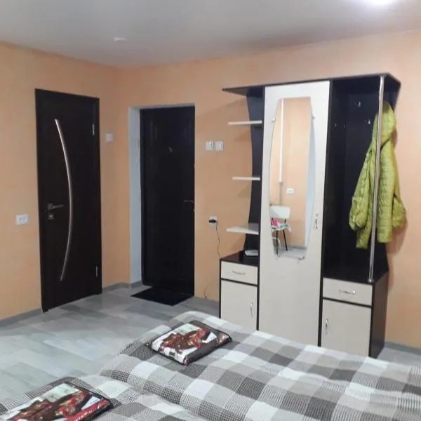 Квартира студіо біля Автовокзалу, hotel in Kremenchuk