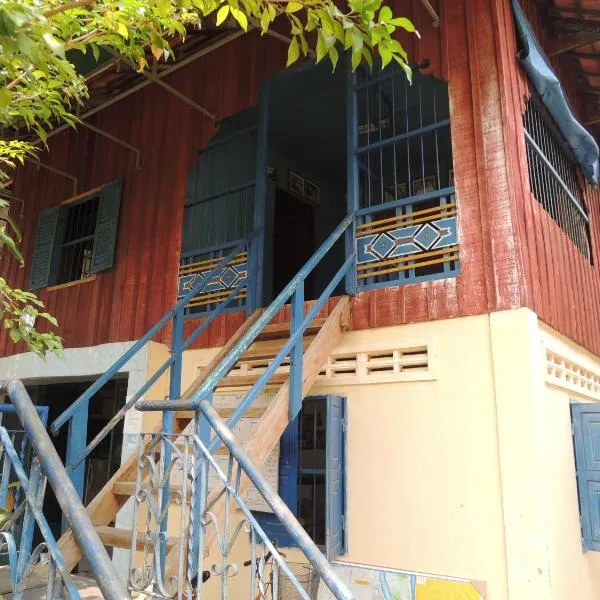 Meas Family Homestay, hotel v destinaci Angk Ta Saom