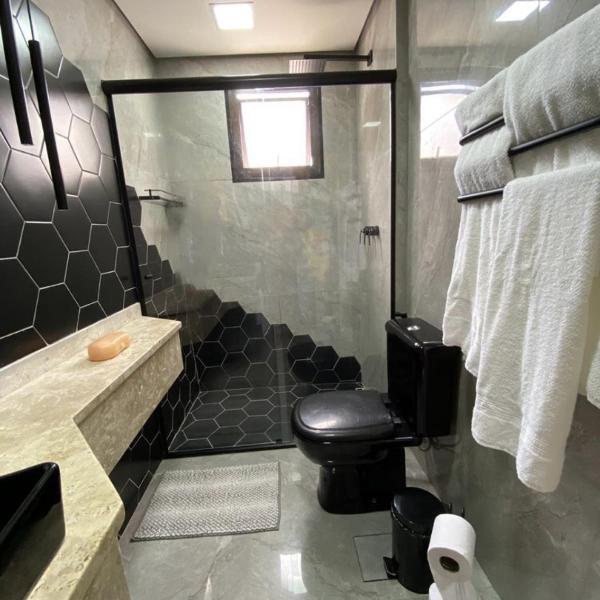 Studio moderno - Jardins: Cama Queen, Ar e Garagem - Foto 3