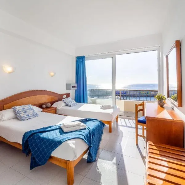 Hostal Port Corona, hotel v destinaci Cala Ratjada
