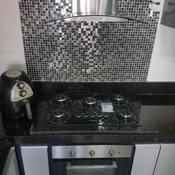 APARTAMENTO ACONCHEGANTE NO CENTRO de Petrolina todo CLIMATIZADO com 4 quartos área gourmet e Wi-fi 300MB - Foto 3