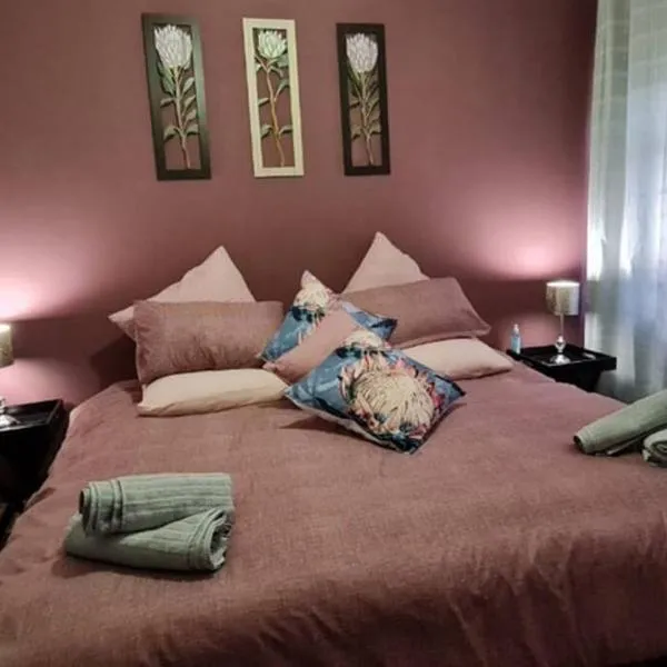 Casa Bianco: Affordable luxury - Self Catering House, Hotel in Parys