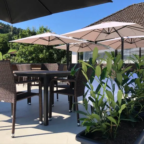 Gasthof und Pension Haunschmid, hotel v destinaci Rechberg
