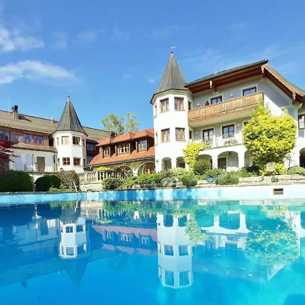 Gasthof Hotel Doktorwirt, viešbutis mieste Adnet