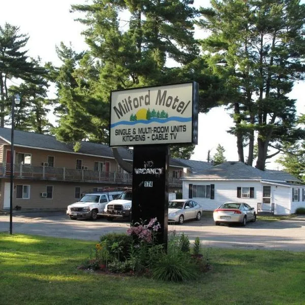 Milford Motel On the River, hotel in Orono
