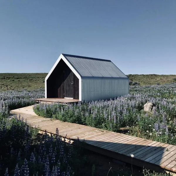 iStay Cottages, отель в городе Sandgerði