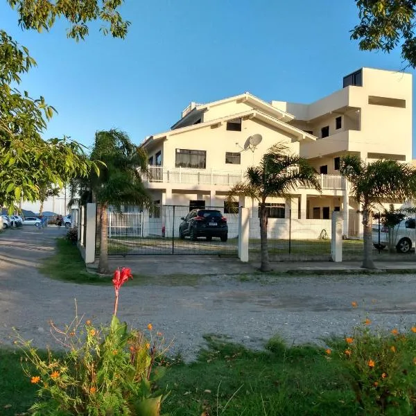 Apartamentos Praia do Sonho, hotel in Palhoça