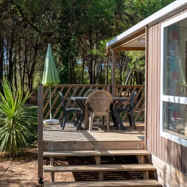Camping les Dunes، فندق في لو بوا بلاج-أون-ري