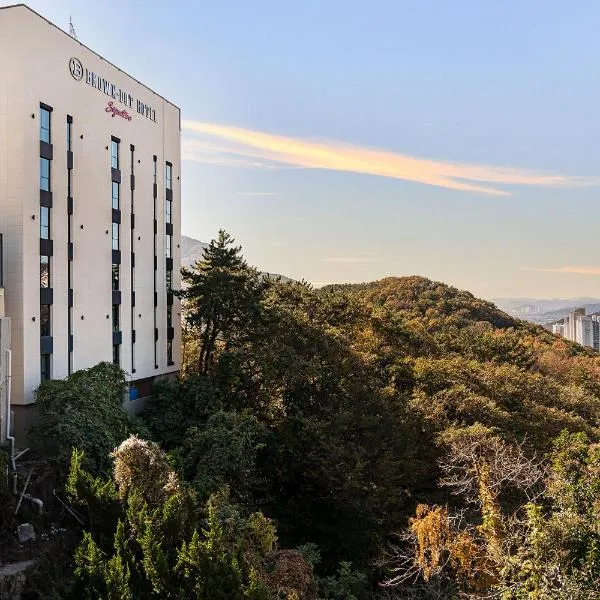 Brown Dot Hotel Signature, hotel in Busan