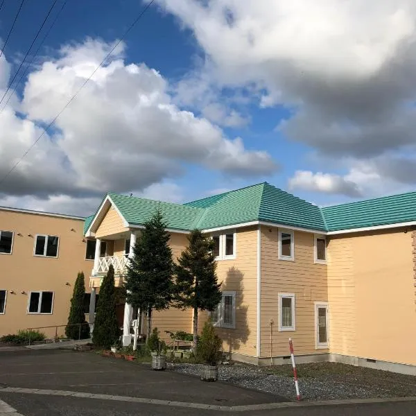 Alpine Guesthouse, hotel in Furano