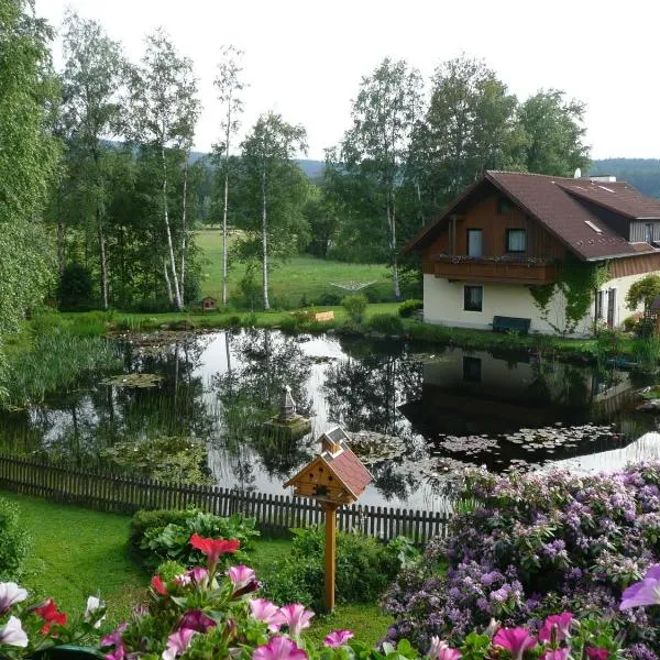 Landpension Heidi Machold, hotel v destinaci Weißenstadt