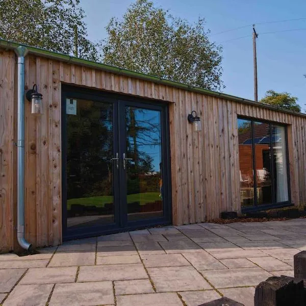 The Cabin - Luxury Country Living, hotel v destinaci Cullybackey