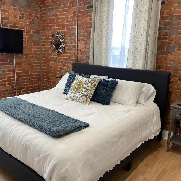 Brickhouse Loft - a boutique hotel, hôtel à Martinsville