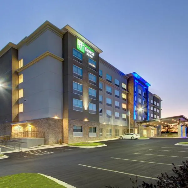 Holiday Inn Express & Suites Charlotte Southwest, an IHG Hotel, готель у Шарлотті