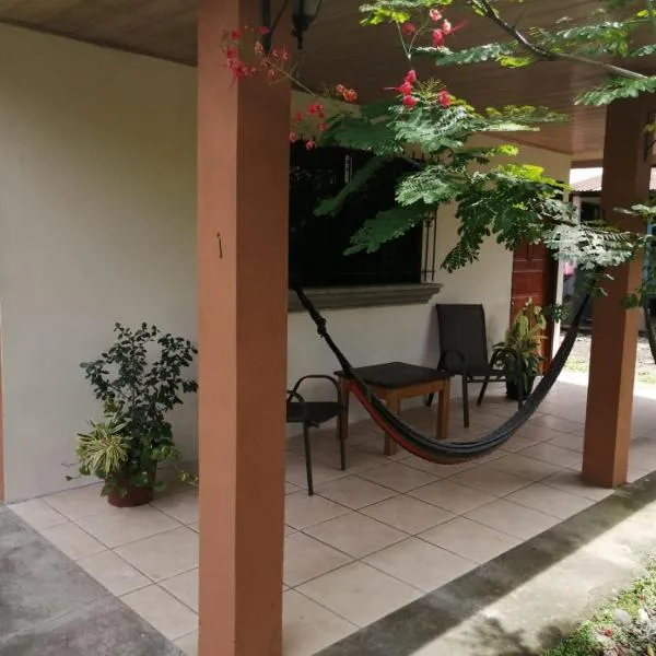 Cahuita Lodge, hotel a Cahuita