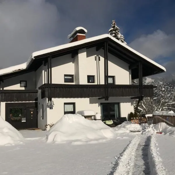 Landhaus Zirben, hotel in Bad Kleinkirchheim