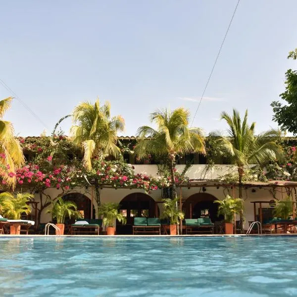 Hotel Mariscal Robledo، فندق في سانتا في دي أنتيوكيا