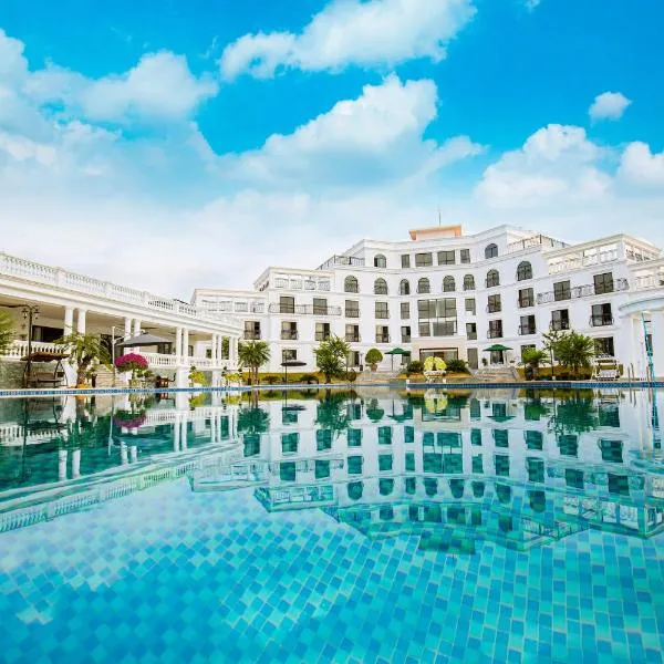 Glory Resort, hotell i Hoằng Xá