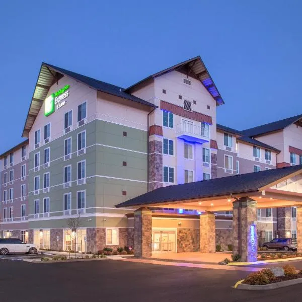 Holiday Inn Express & Suites - Seattle South - Tukwila, an IHG Hotel, מלון בטוקווילה