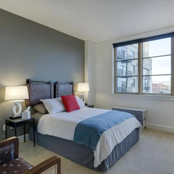Renu Suites at The Burlington Portland, hotel in Portland