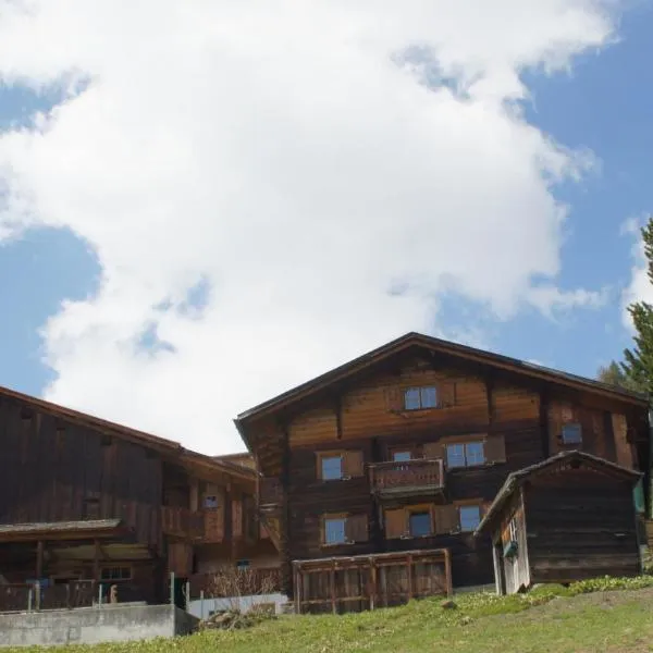 Moserhuus, hotel v destinaci Furna