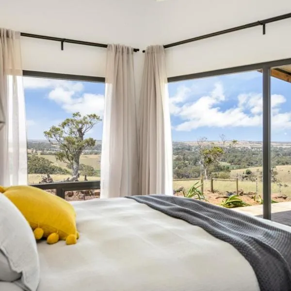 Old Bull Creek Luxury Retreat, hotell i Strathalbyn