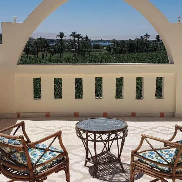 룩소르에 위치한 호텔 Elsanosy Family Guest House - Luxor