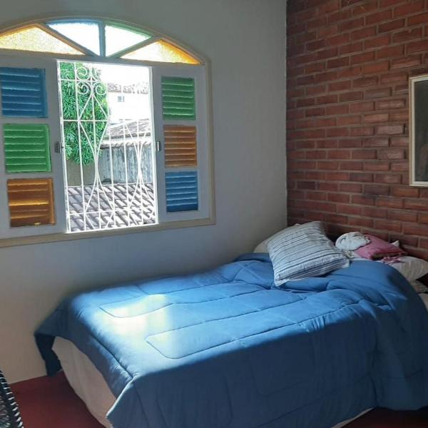 Casa 5 quartos, ampla, a 100 metros da praia. Amigos e família são bem vindos a essa casa. Venha viver momentos inesquecíveis aqui. - Foto 2