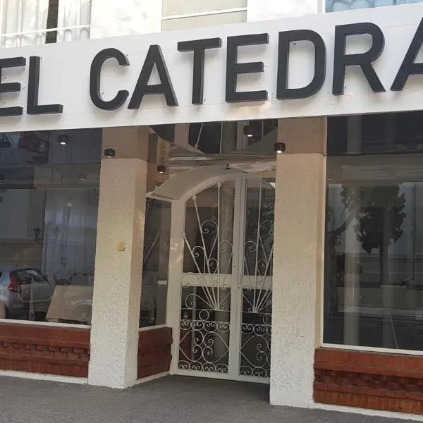 Hotel Catedral San Rafael, готель у місті Сан-Рафаель