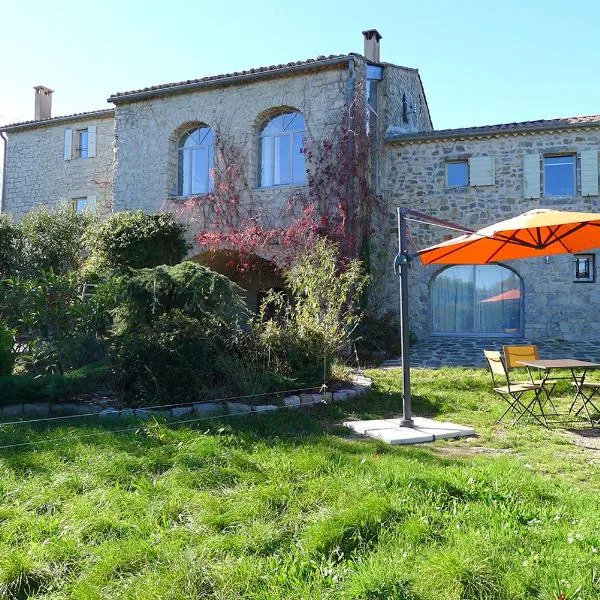 le petit domaine 07, hotel v destinaci Les Vans