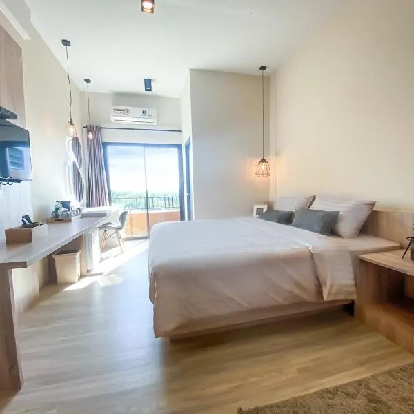 I-Home Residence and Hotel, hotel v destinaci Pluak Daeng