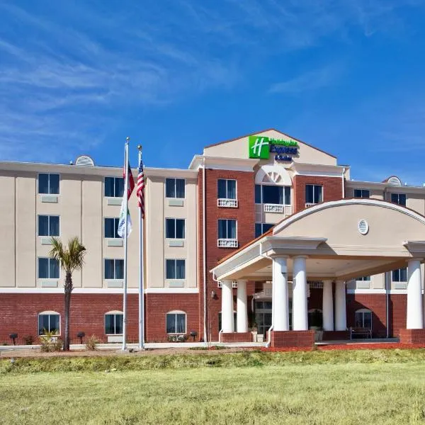 Holiday Inn Express & Suites Moultrie by IHG, hotell sihtkohas Moultrie