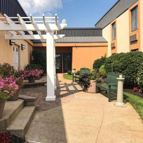 Clarion Hotel & Conference Center, hotel in Toms River