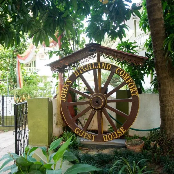 John's Highland Comfort (Guest House), hotel v destinaci Majorda