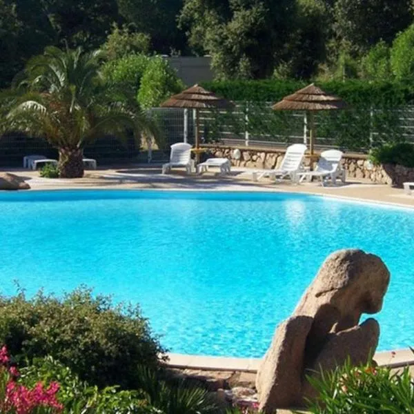 Vacances en Chalet ou Mobil-home chez Camp'in Pirellu, hótel í Porto-Vecchio