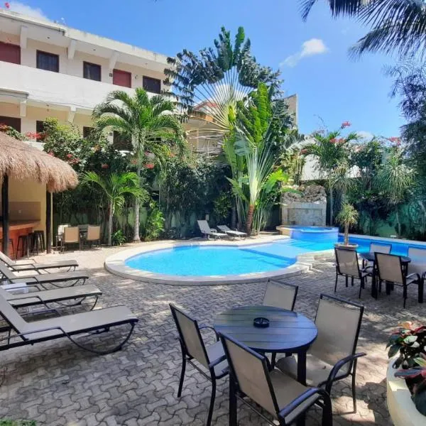 Hotel LunaSol, hotel in Playa del Carmen