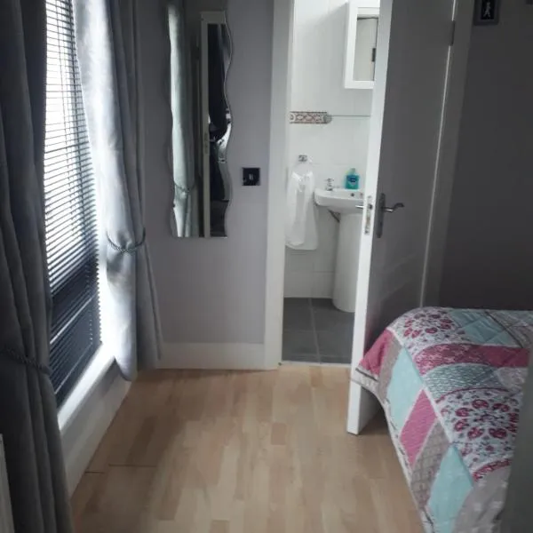 Ideal one bedroom appartment in Naas Oo Kildare, hotell i Naas