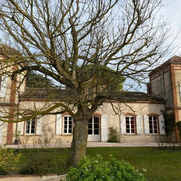 La Tarabelloise, hotel em Villenouvelle