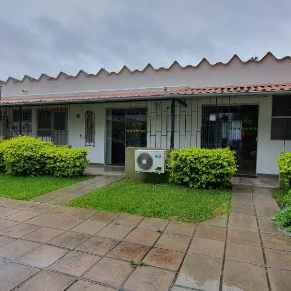 Studio Mangales, hotel in Santa Cruz de la Sierra