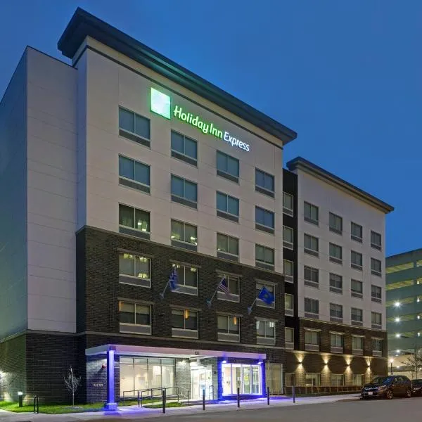 Holiday Inn Express - Milwaukee Downtown by IHG, hotel in Milwaukee