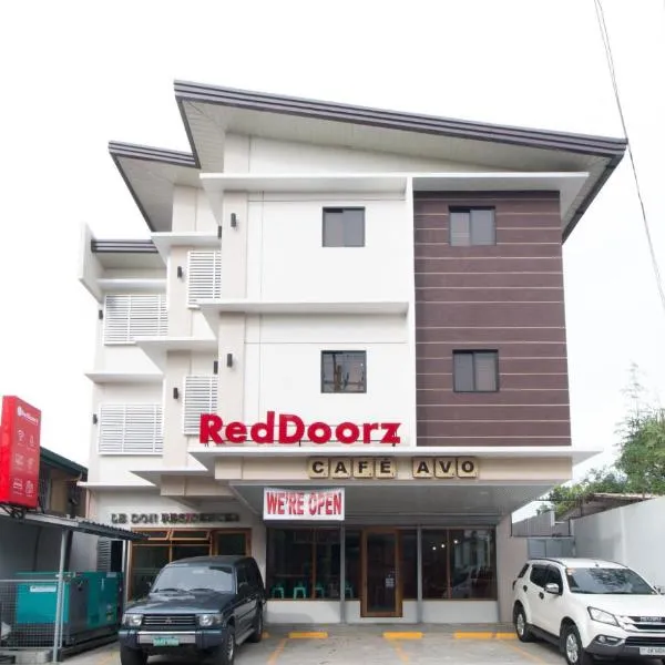 RedDoorz Plus @ Diola Villamonte Bacolod, hotel v destinaci Bacolod