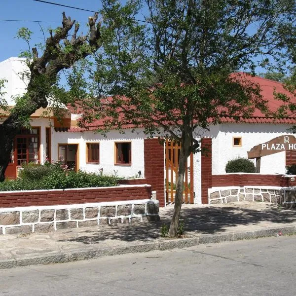 Plaza Hotel, hotel en San Esteban