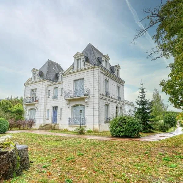 La Reine Blanche, hotel in Dammarie-lès-Lys