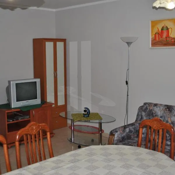 Apartments - Turistična kmetija Vrbnjak, hotel v destinaci Ljutomer
