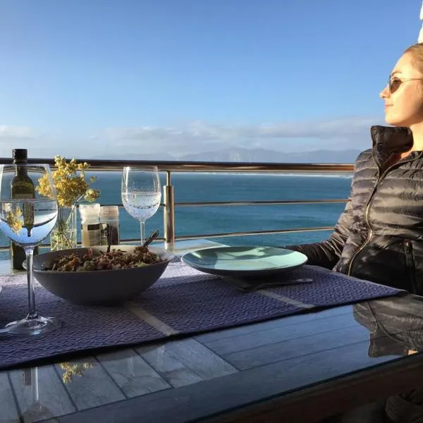 Kleinzee Oceanfront Guesthouse, hotel v destinaci Gansbaai